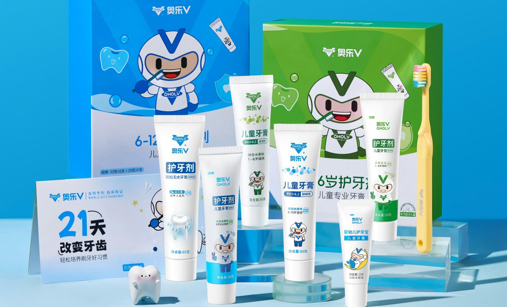 小孩牙齿黑黄可以洗吗？牙医告诉你真相，附居家护理方案